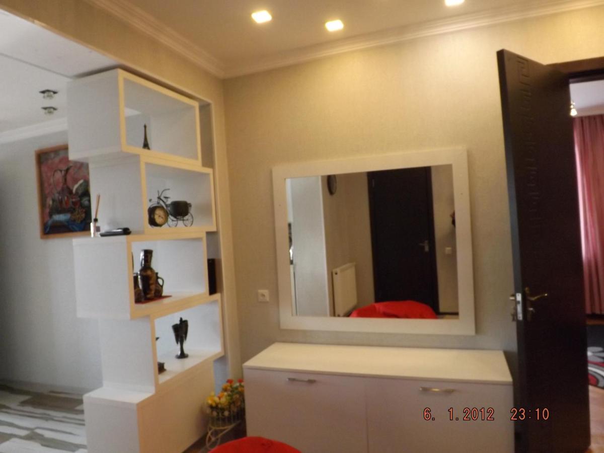 Sweet Home Kutaisi Luaran gambar